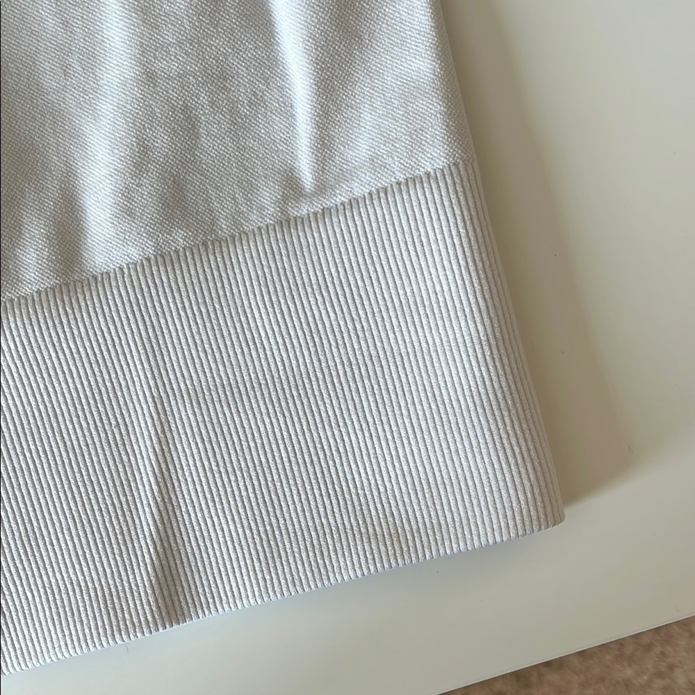 Aerie White Cotton Stretchy Short Sleeve Cropped Top Sz Small - Picture 4 of 5